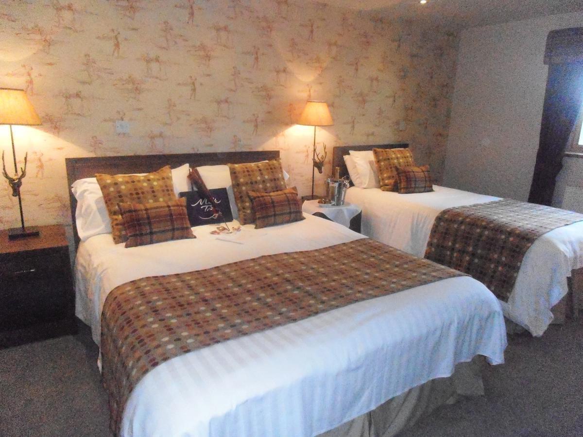 The Huntsman Inn Holmfirth Eksteriør billede