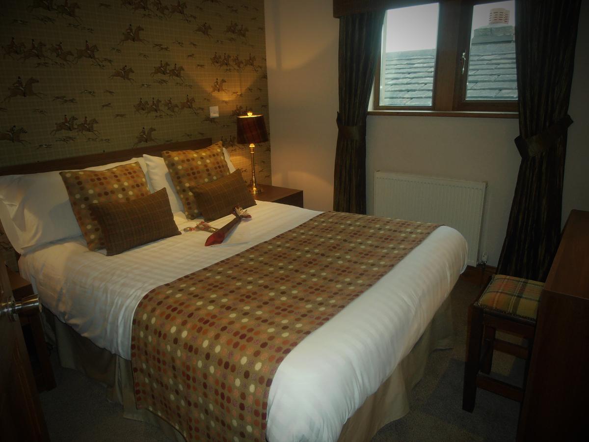 The Huntsman Inn Holmfirth Eksteriør billede