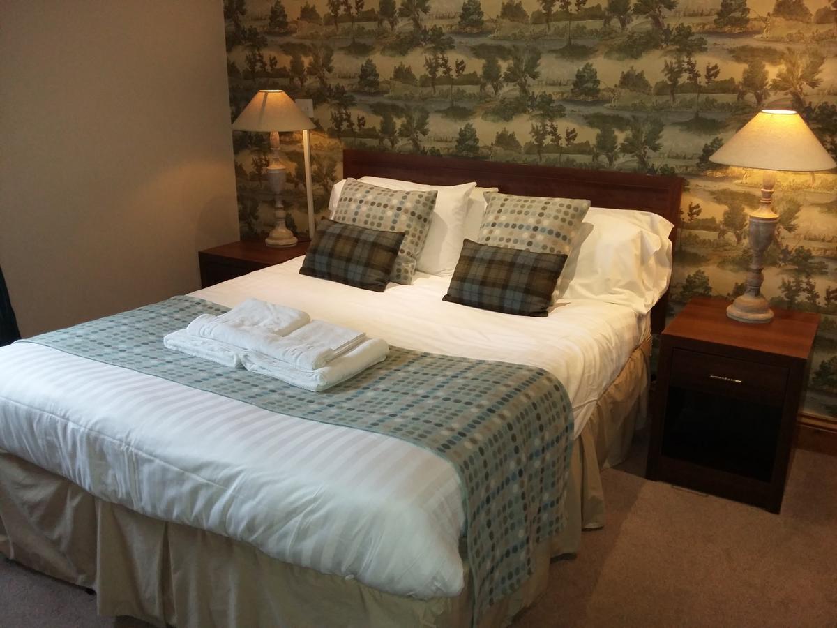 The Huntsman Inn Holmfirth Eksteriør billede